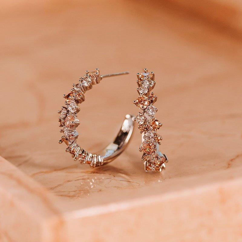 Meadow avantgarde Örhänge Light champagne